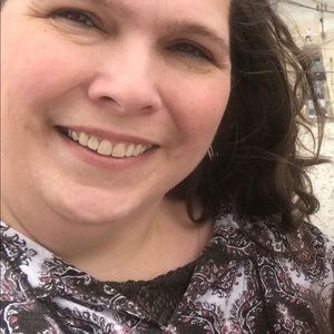 Meet your Posher, Stacy